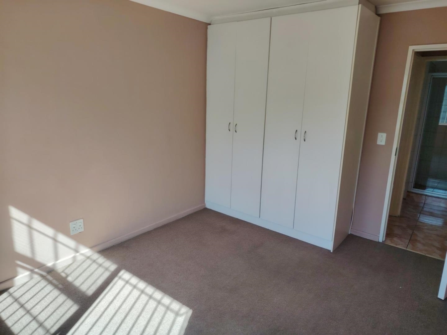 To Let 2 Bedroom Property for Rent in Kuils River Western Cape